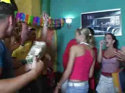 O frumoasă mamă fice ...