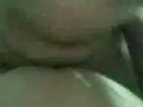 Un bărbat frumos tim ...