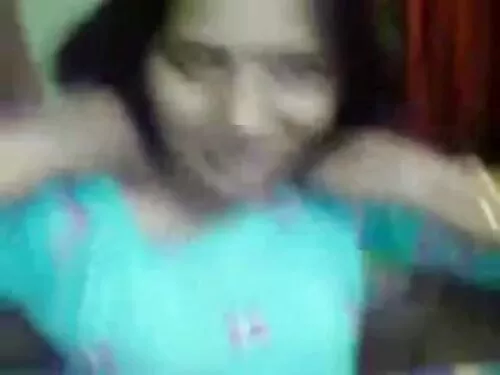 Ejac pe sânii de sil ...