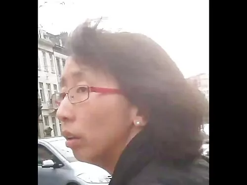 Elevii legati la och ...
